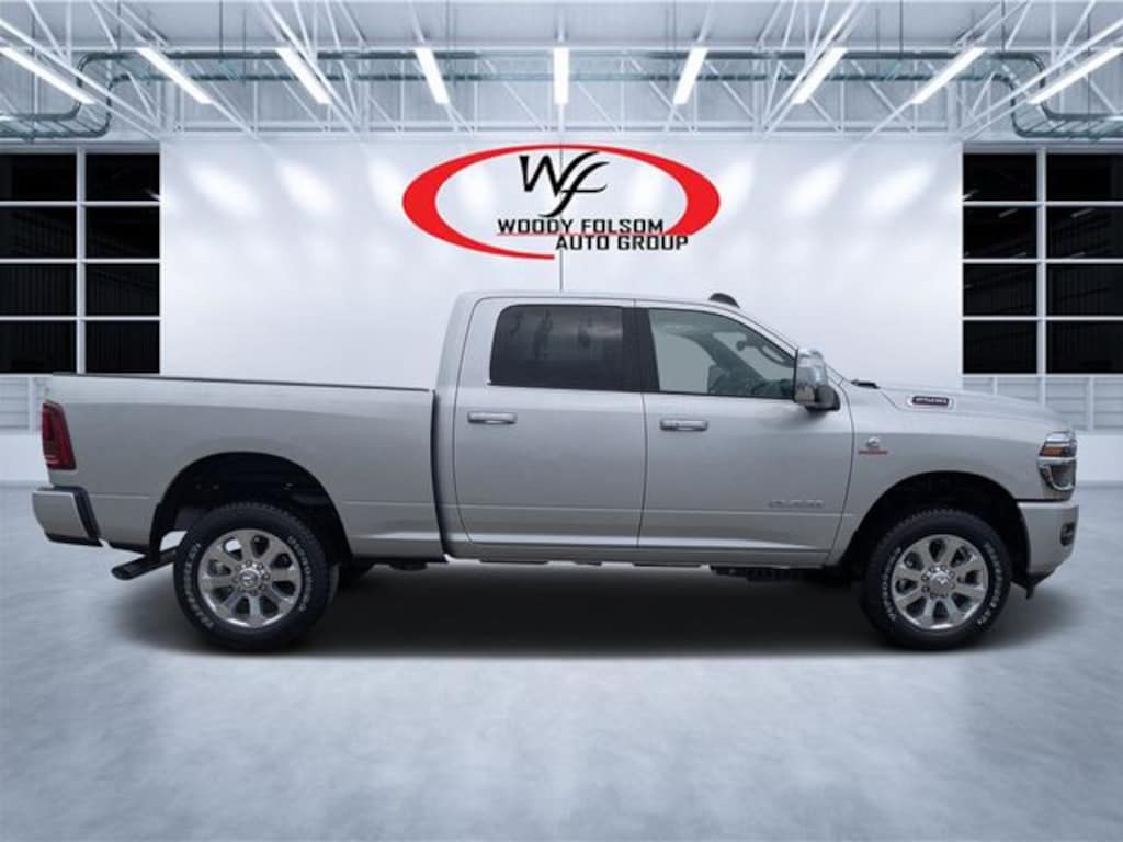 New 2026 Ram 2500 LARAMIE CREW CAB 4X4 6'4 BOX Pickup