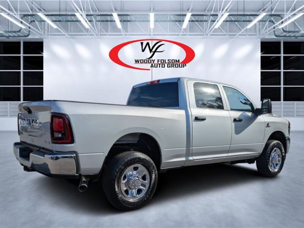 New 2026 Ram 2500 TRADESMAN CREW CAB 4X4 6'4 BOX Pickup