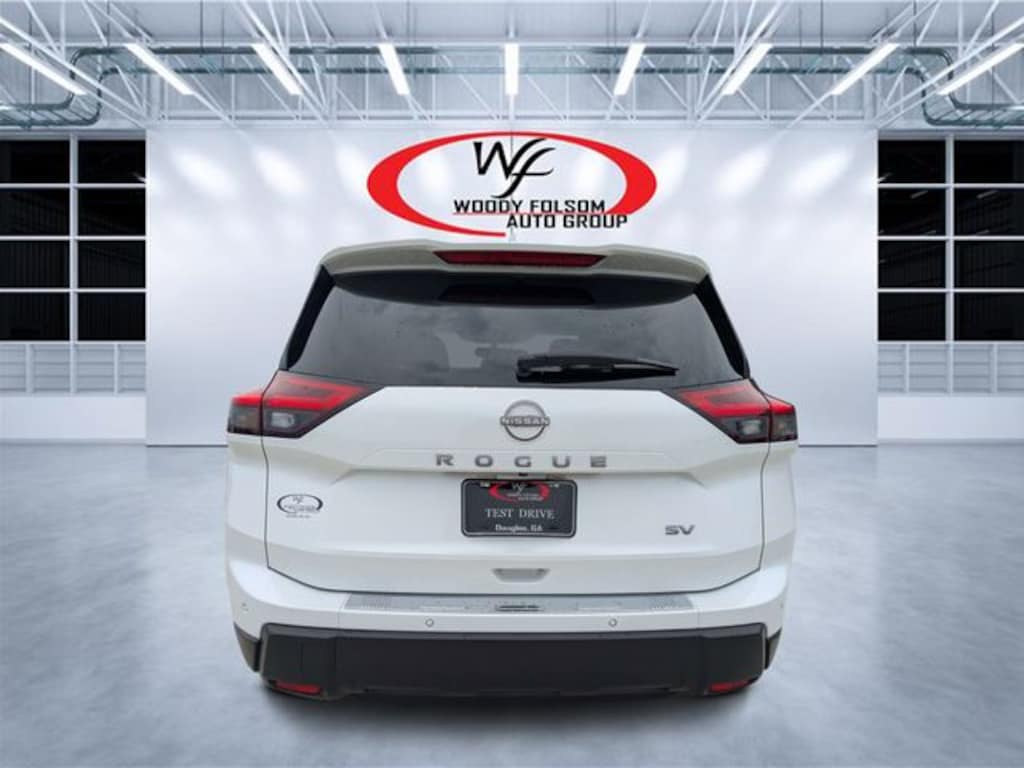 Used 2024 Nissan Rogue SV SUV