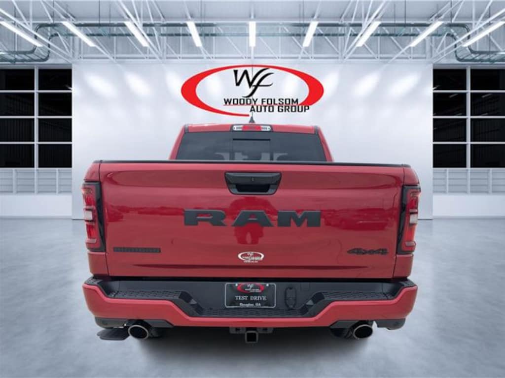 New 2026 Ram 1500 BIG HORN CREW CAB 4X4 5'7 BOX Pickup