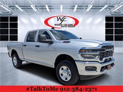 2025 Ram 2500 TRADESMAN CREW CAB 4X4 6'4 BOX Pickup