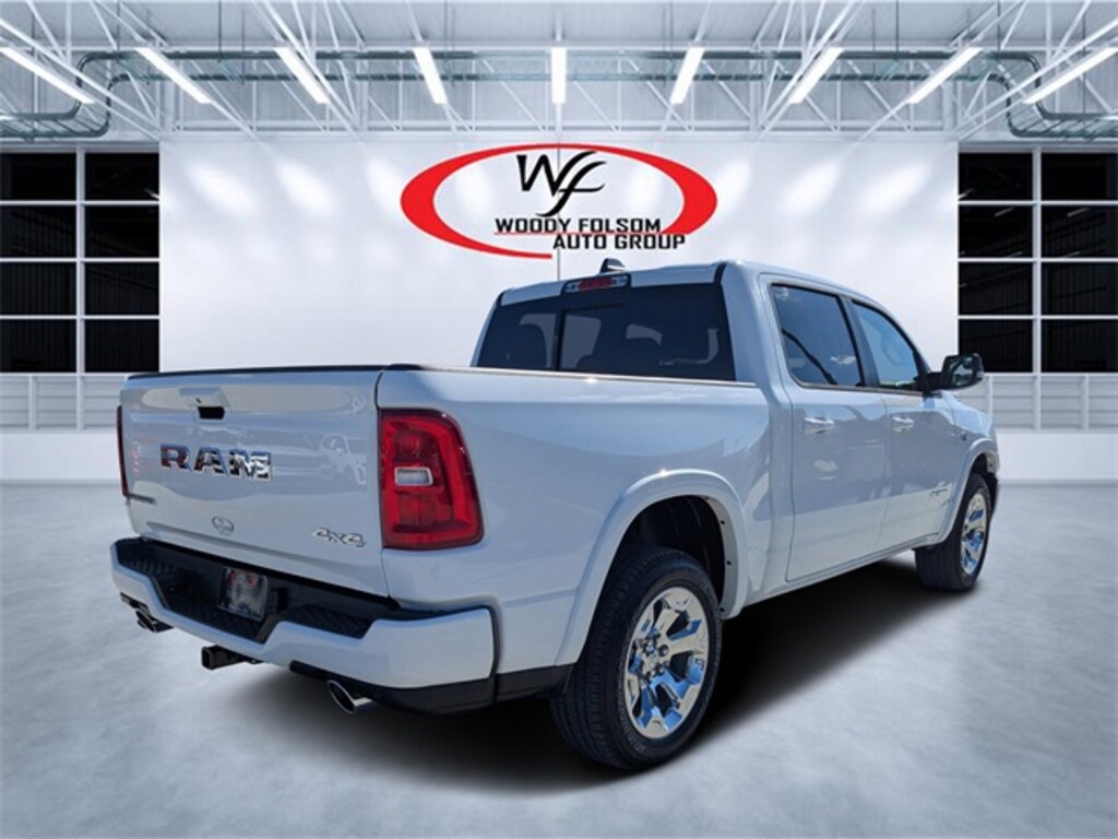 New 2026 Ram 1500 BIG HORN CREW CAB 4X4 5'7 BOX Pickup
