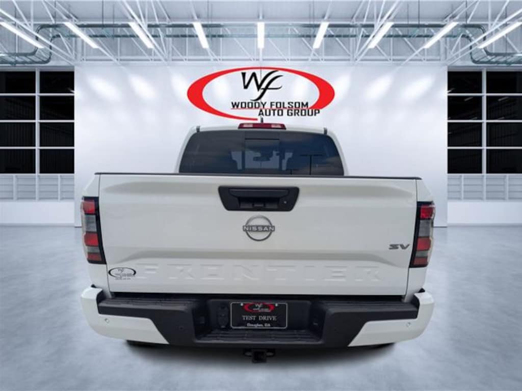 Used 2024 Nissan Frontier SV Truck Crew Cab