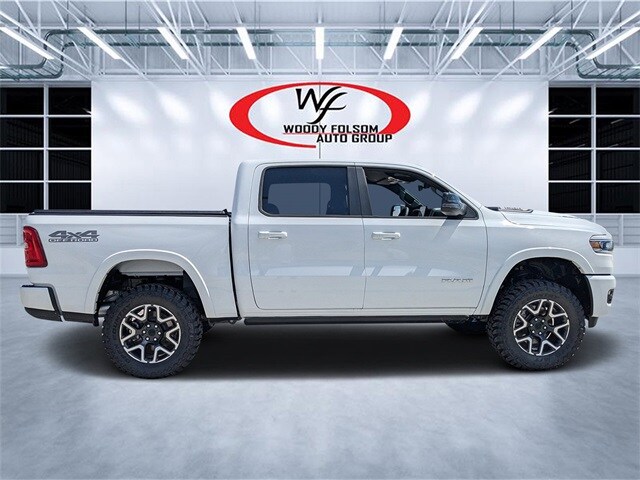 2026 Ram 1500 Laramie photo 2