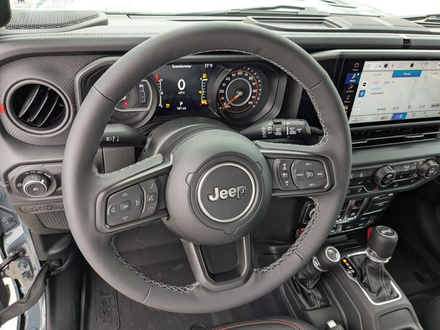 2025 Jeep Wrangler 2-Door Rubicon - Photo 16
