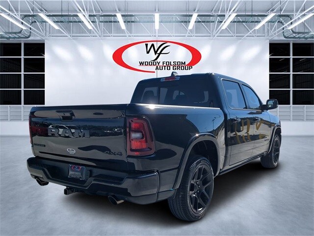 2025 Ram 1500 Laramie photo 2