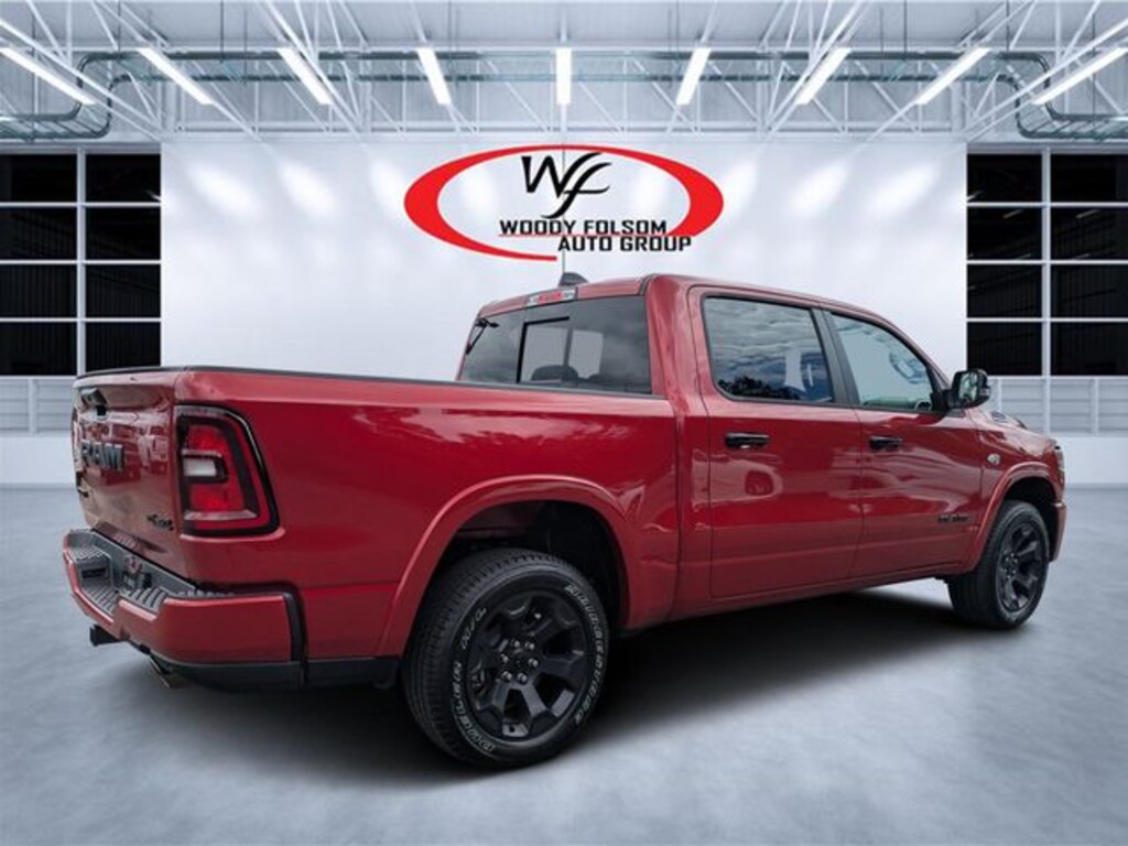 New 2026 Ram 1500 BIG HORN CREW CAB 4X4 5'7 BOX Pickup