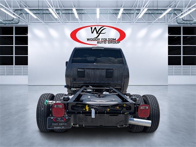 2025 Ram 3500 Tradesman photo 3