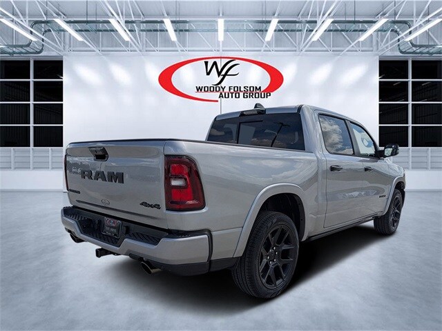 2025 Ram 1500 Laramie photo 3