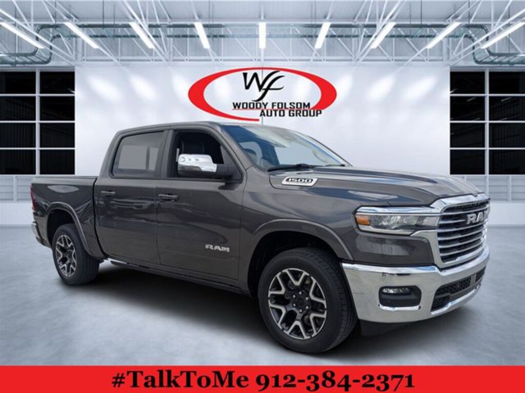New 2026 Ram 1500 LARAMIE CREW CAB 4X4 5'7 BOX Pickup