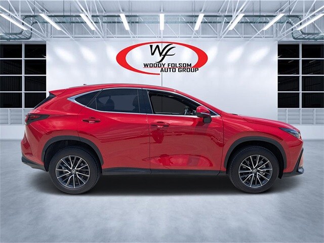 2024 Lexus NX 350 Premium photo 2