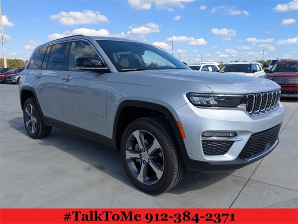 New 2025 Jeep Grand Cherokee LIMITED 4X4 Sport Utility