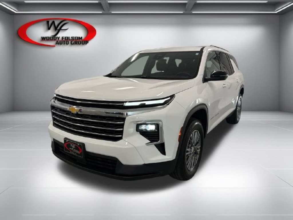 Used 2026 Chevrolet Traverse LT SUV