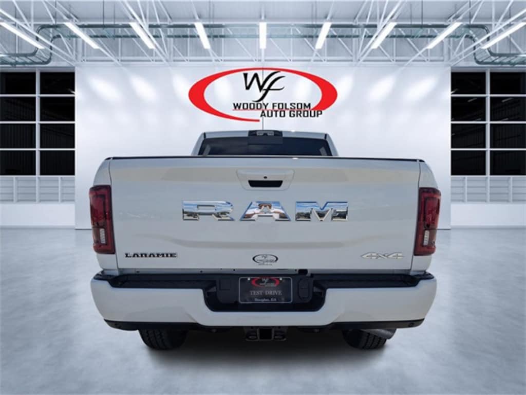 New 2026 Ram 2500 LARAMIE CREW CAB 4X4 6'4 BOX Pickup