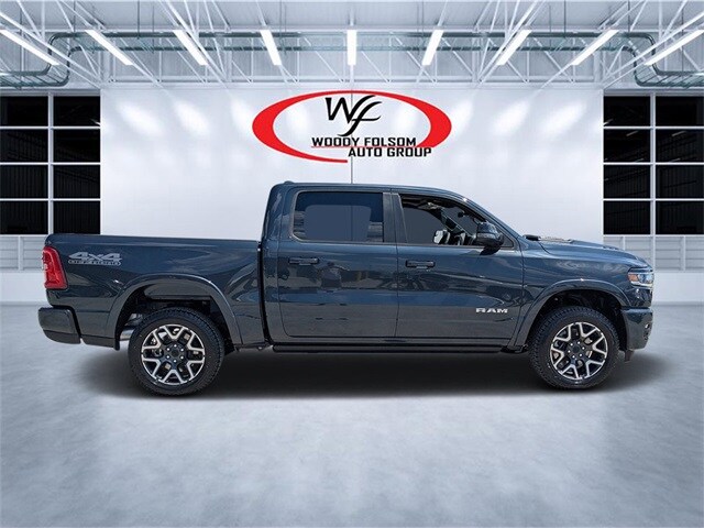 2026 Ram 1500 Laramie photo 2