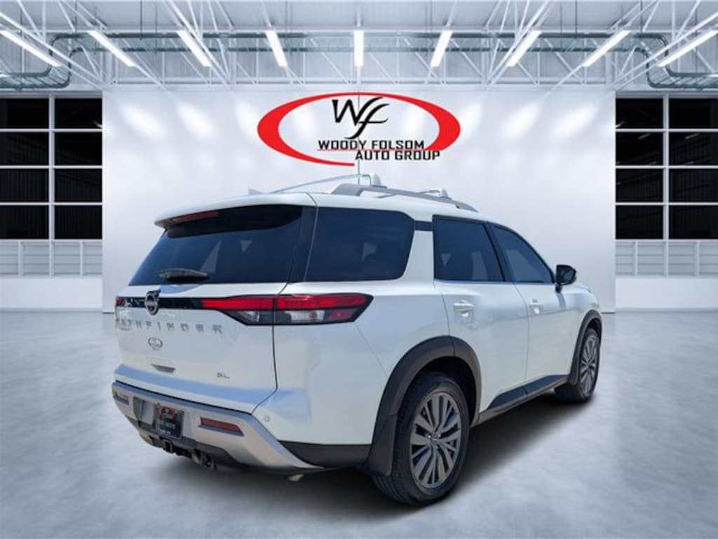 Used 2025 Nissan Pathfinder SL SUV