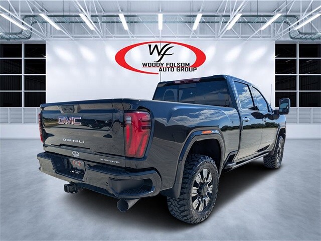 2024 Gmc Sierra 2500 HD Denali photo 2