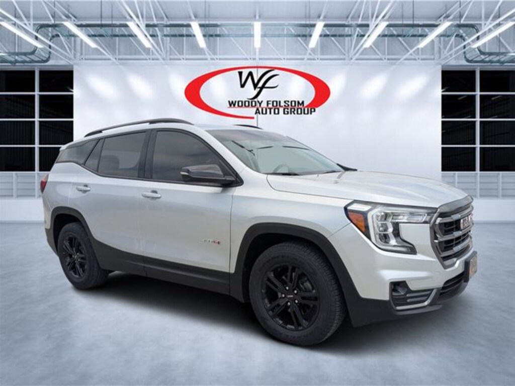 Used 2022 GMC Terrain AT4 SUV