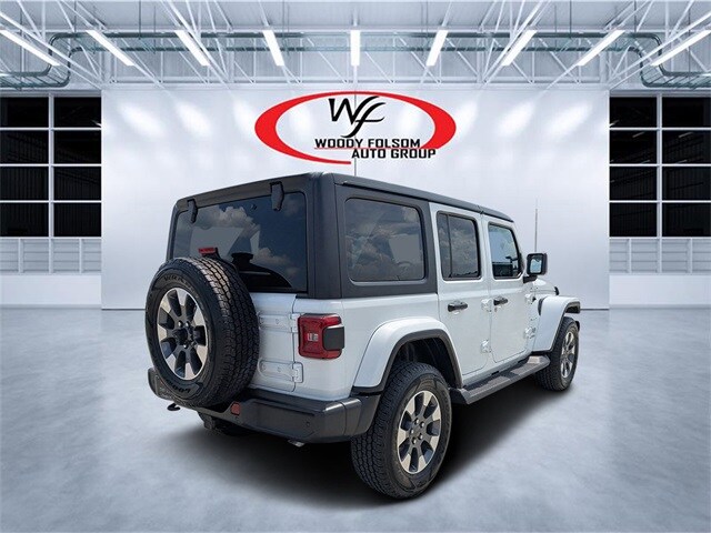 2022 Jeep Wrangler Unlimited Sahara photo 3