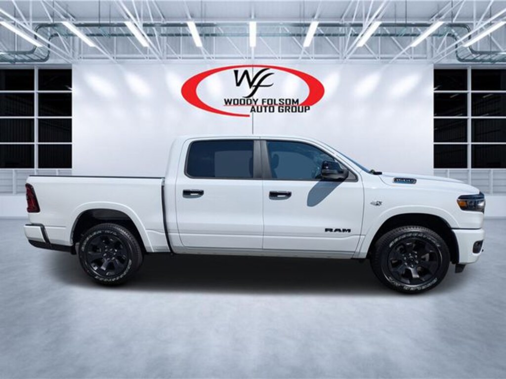 New 2026 Ram 1500 BIG HORN CREW CAB 4X4 5'7 BOX Pickup