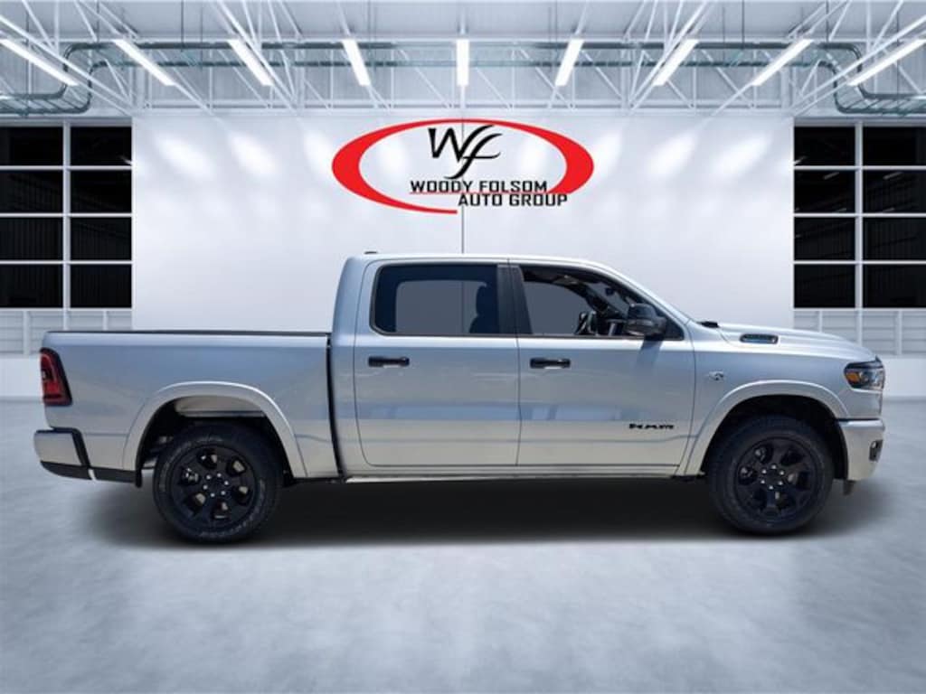 New 2026 Ram 1500 BIG HORN CREW CAB 4X4 5'7 BOX Pickup