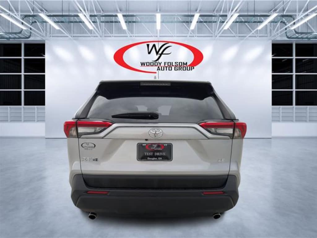 Used 2021 Toyota RAV4 LE SUV