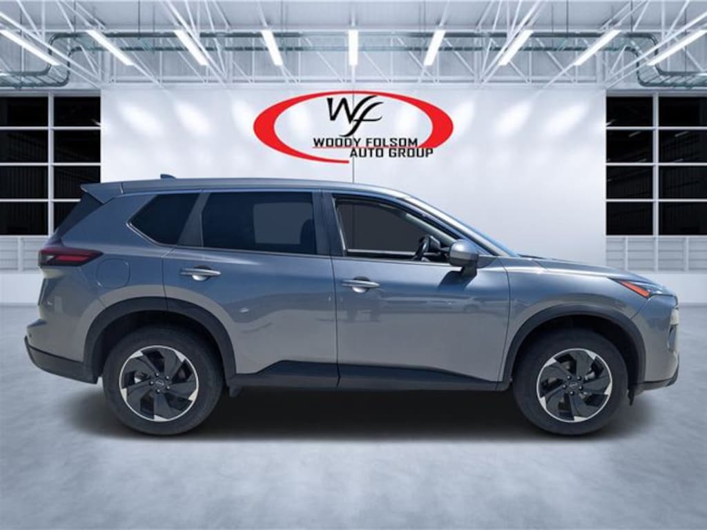 Used 2025 Nissan Rogue SV SUV