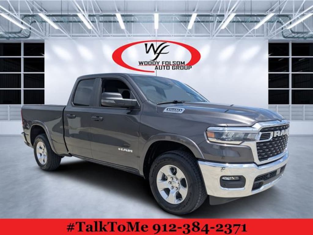 New 2026 Ram 1500 BIG HORN QUAD CAB 4X2 6'4 BOX Pickup