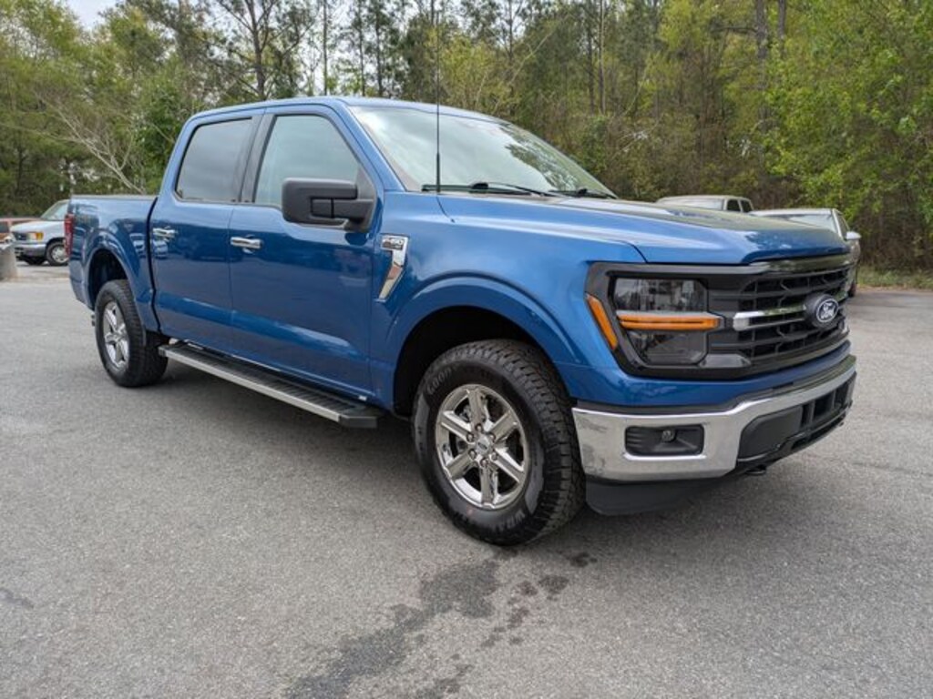 Used 2025 Ford F-150 XLT Truck SuperCrew Cab