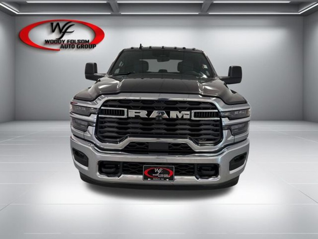New 2026 Ram 3500 TRADESMAN CREW CAB 4X4 8' BOX Pickup