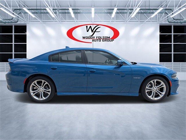 2022 Dodge Charger R/T photo 2