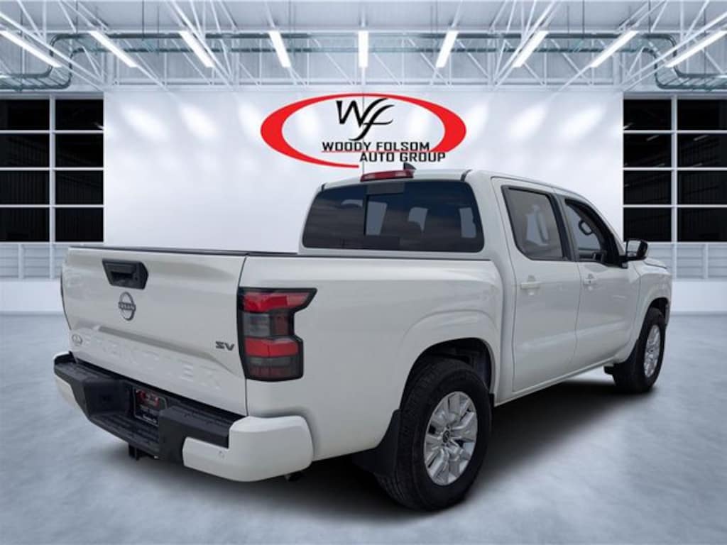 Used 2024 Nissan Frontier SV Truck Crew Cab