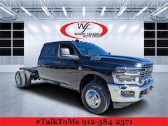2026 Ram 3500 Chassis Cab TRADESMAN CREW   4X4 60' CA Pickup