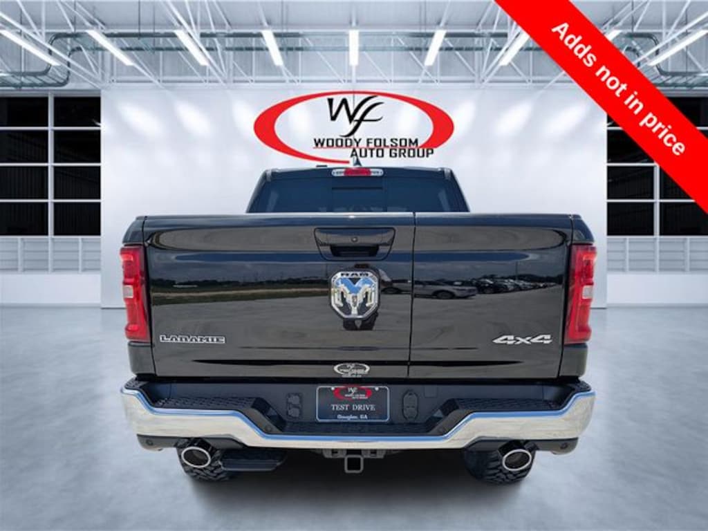 New 2026 Ram 1500 LARAMIE CREW CAB 4X4 5'7 BOX Pickup