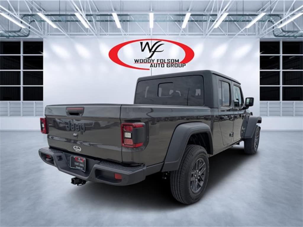 New 2025 Jeep Gladiator SPORT S 4X4 Pickup