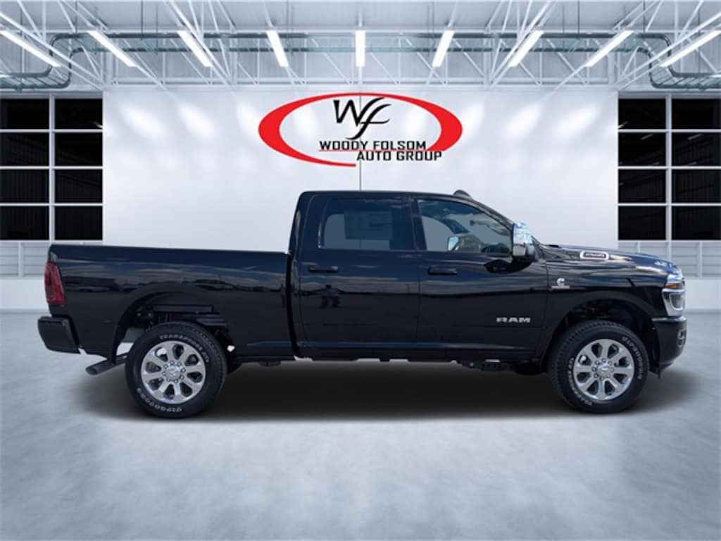 New 2026 Ram 2500 LARAMIE CREW CAB 4X4 6'4 BOX Pickup