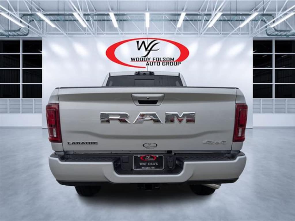 New 2026 Ram 2500 LARAMIE CREW CAB 4X4 6'4 BOX Pickup