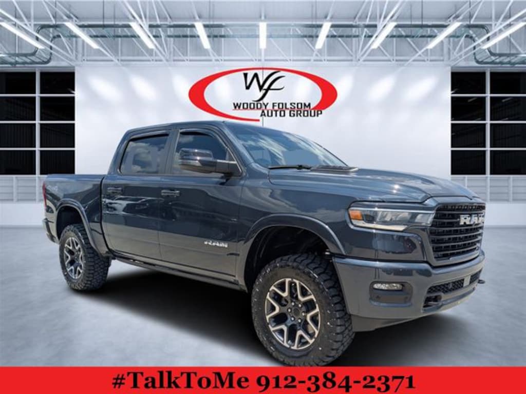 New 2026 Ram 1500 LARAMIE CREW CAB 4X4 5'7 BOX Pickup