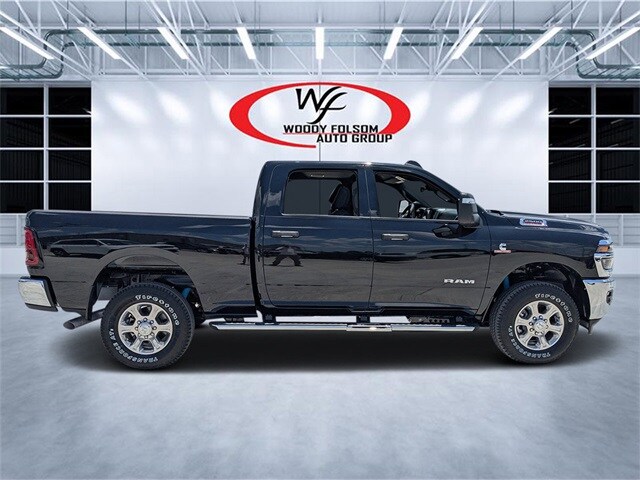 2025 Ram 2500 Big Horn photo 2