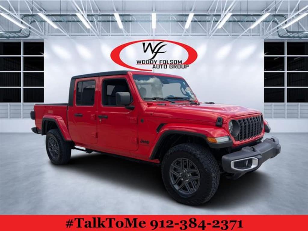 Used 2024 Jeep Gladiator Sport Truck Crew Cab