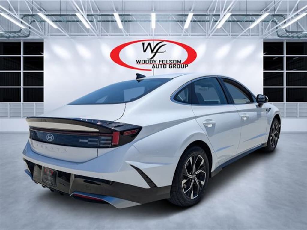 Used 2025 Hyundai Sonata SEL Sedan