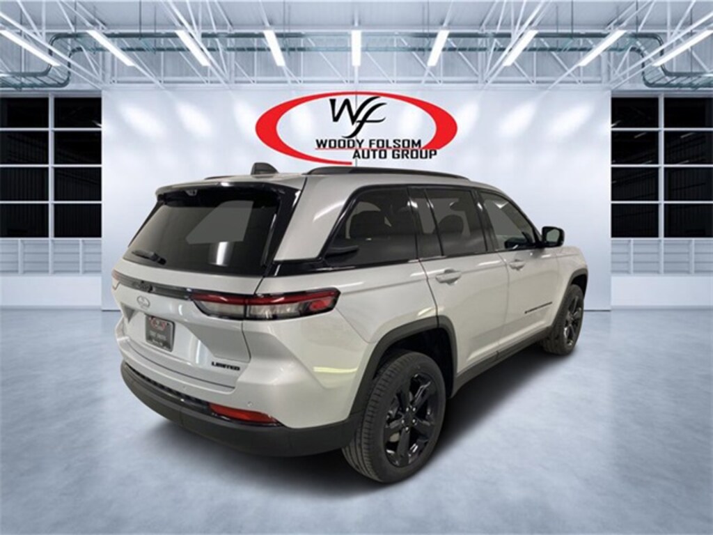 New 2025 Jeep Grand Cherokee LIMITED 4X2 Sport Utility