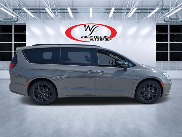 2C4RC1GG2SR520085