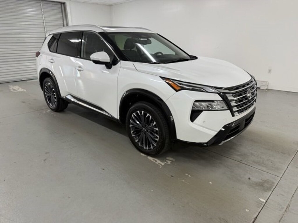 Used 2025 Nissan Rogue Platinum SUV