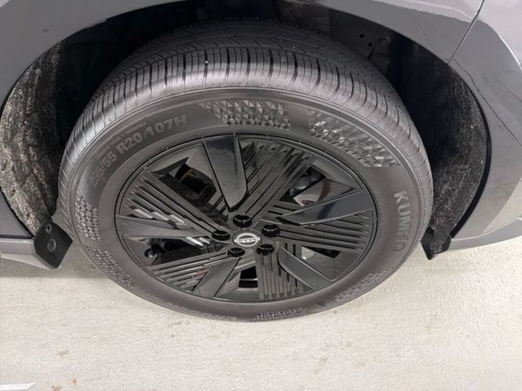 Used 2025 Nissan Murano SV SUV