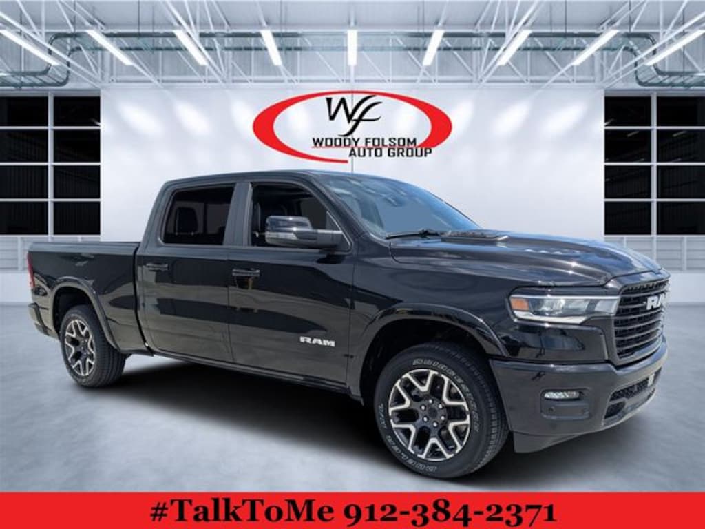New 2026 Ram 1500 LARAMIE CREW CAB 4X4 6'4 BOX Pickup