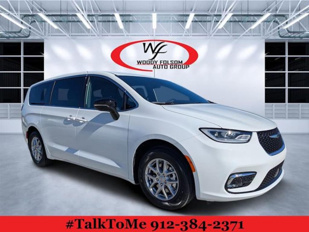 New 2026 Chrysler Pacifica SELECT Passenger Van