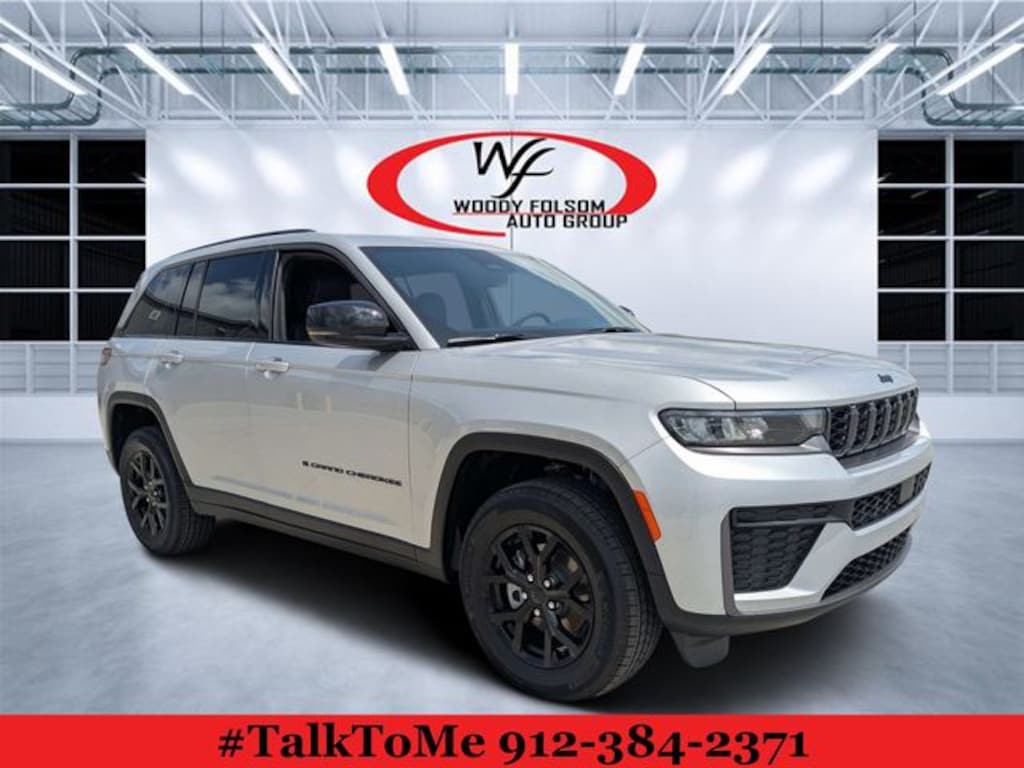 New 2026 Jeep Grand Cherokee LAREDO ALTITUDE 4X2 Sport Utility