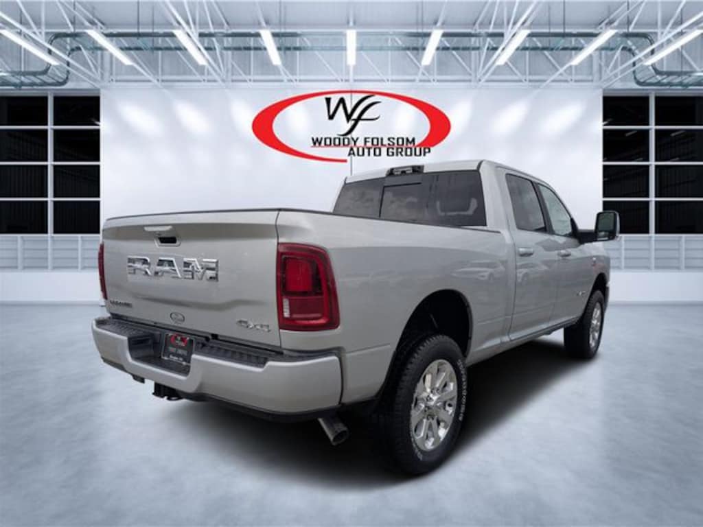 New 2026 Ram 2500 LARAMIE CREW CAB 4X4 6'4 BOX Pickup
