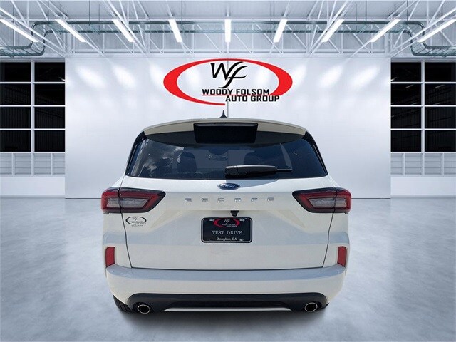 2024 Ford Escape ST-Line photo 3